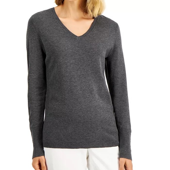 JM Collection Soft Grey V-Neck Sweater Shirt - Picture 1 of 7